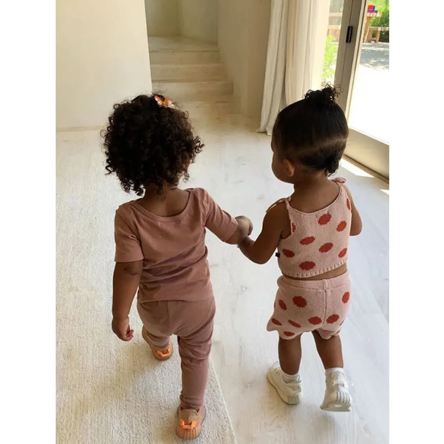 Hand in Hand Chicago