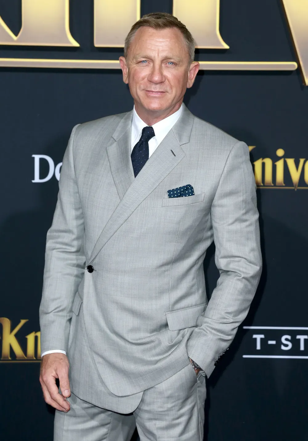Daniel Craig Knives Out