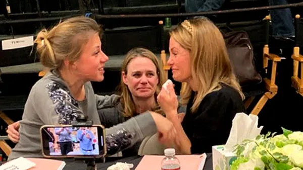 Fuller House Stars Share Photos of Emotional Final Table Read