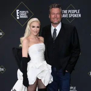 Gwen Stefani Thanks ‘Babe’ Blake Shelton at 2019 People’s Choice Awards