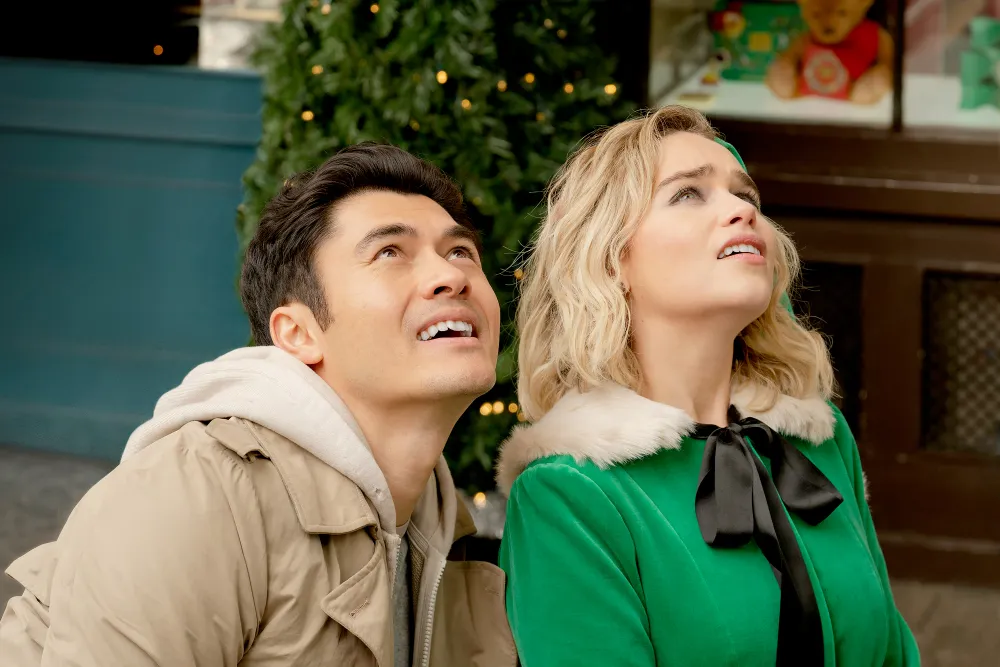 Henry-Golding-Emilia-Clarke-Last-Christmas