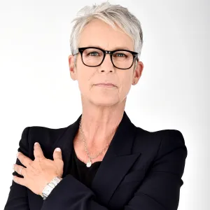 Jamie-Lee-Curtis-Details-Her-Past-Addiction-to-Vicodin-After-Celebrating-20-Years-of-Sobriety-2