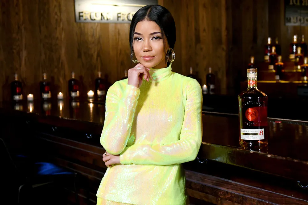 Jhene Aiko and Big Sean Friends