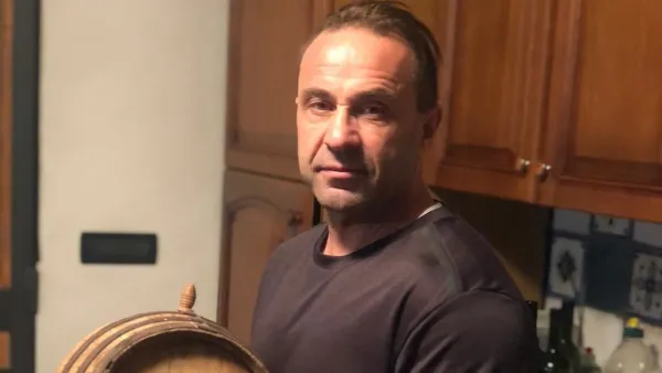 Joe Giudice Shares Tour of His Modest Italian Apartment, Starts Work ‘Next Week’