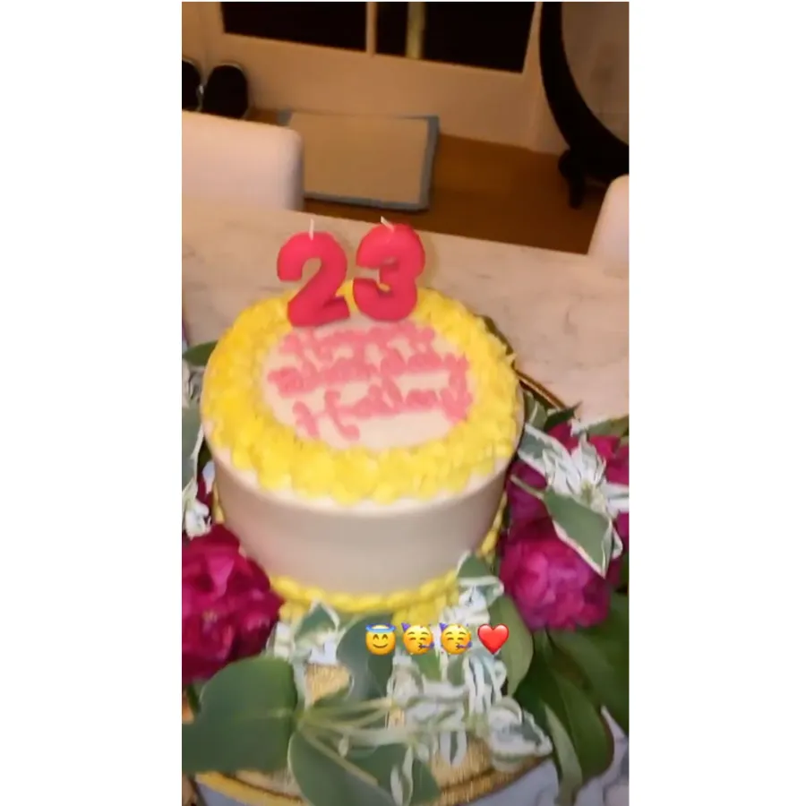 Justin Bieber and Hailey Baldwin Celebrate Her Birthday With Intimate Dinner