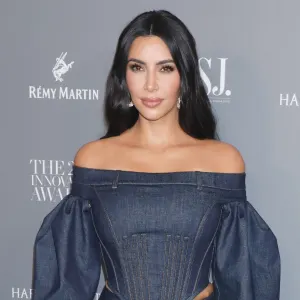 Kim Kardashian Is Working Hard on Her Fitness Before the Holidays