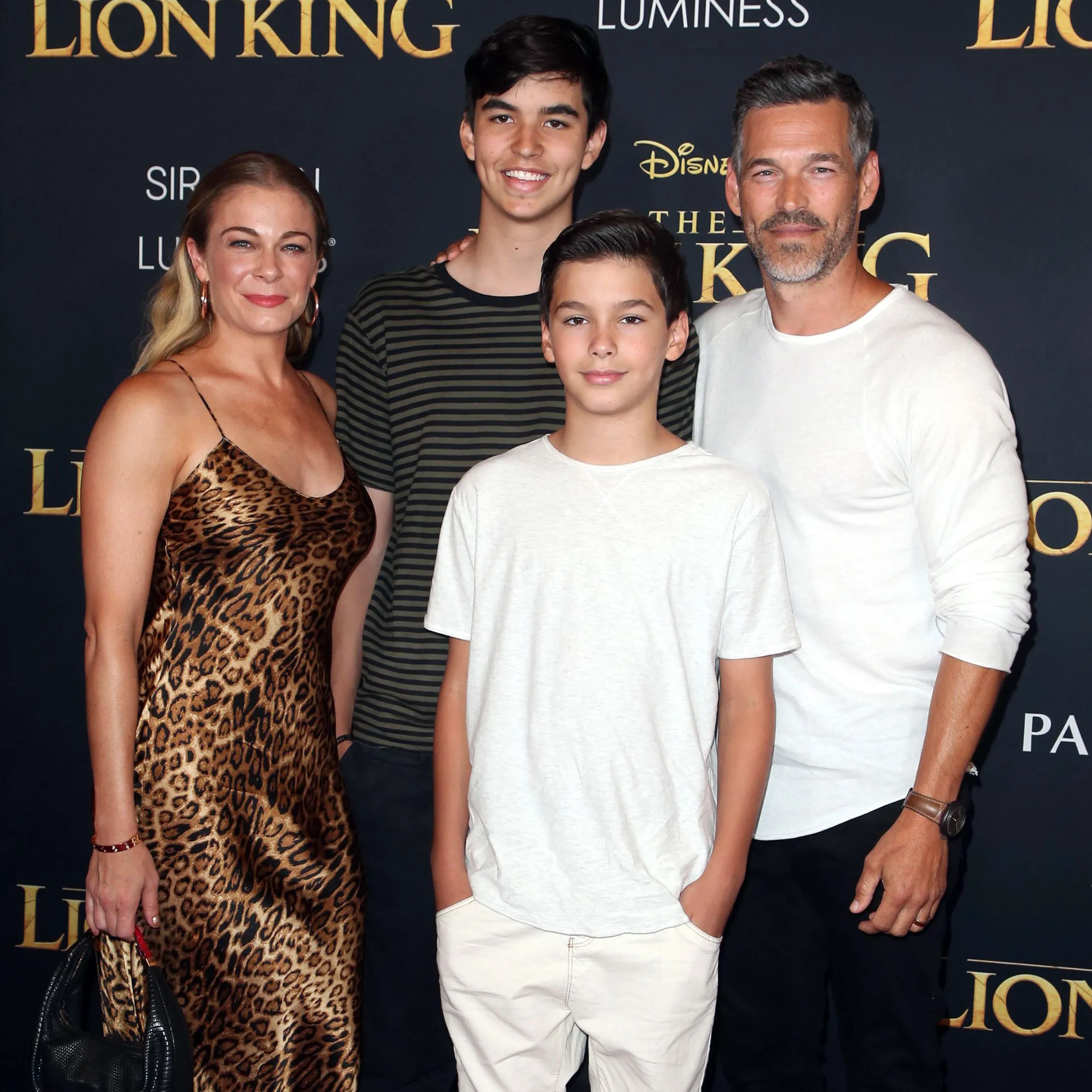 LeAnn Rimes Shares Holiday Card With Eddie Cibrian and His Kids