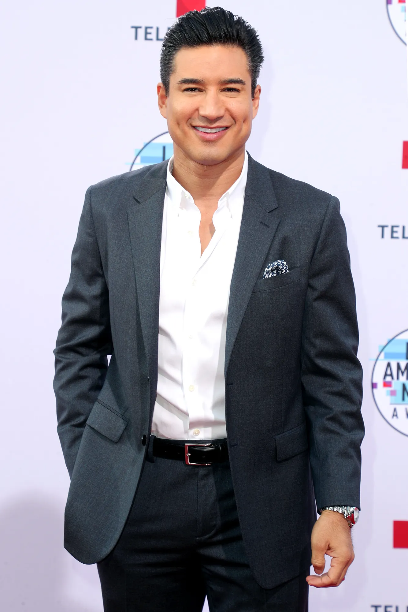 Mario Lopez Teases ‘Saved by the Bell’ Original Castmates’ Return for Reboot