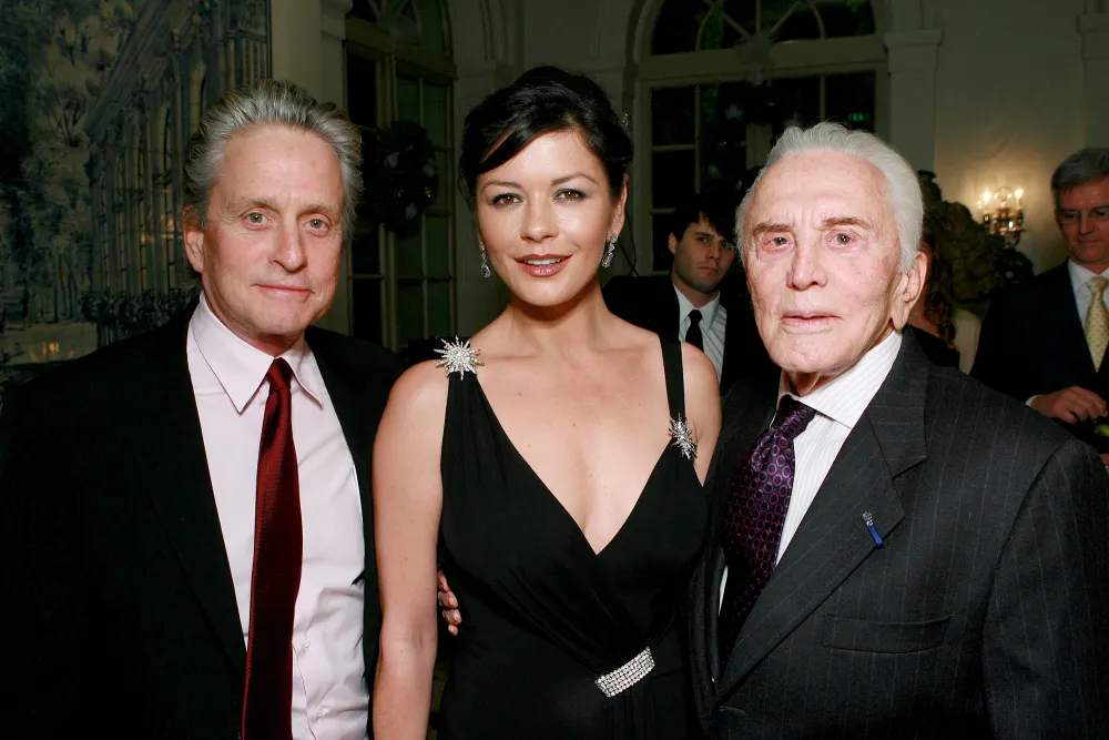 Michael-Douglas-and-Catherine-Zeta-Jones December-2006-Kirk-birthday-party