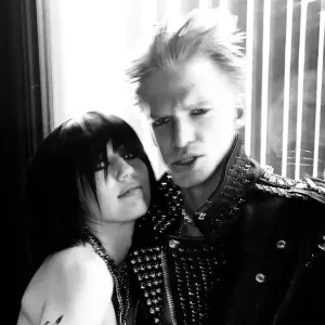 Miley-Cyrus,-Cody-Simpson-Pack-on-the-PDA-on-Halloween