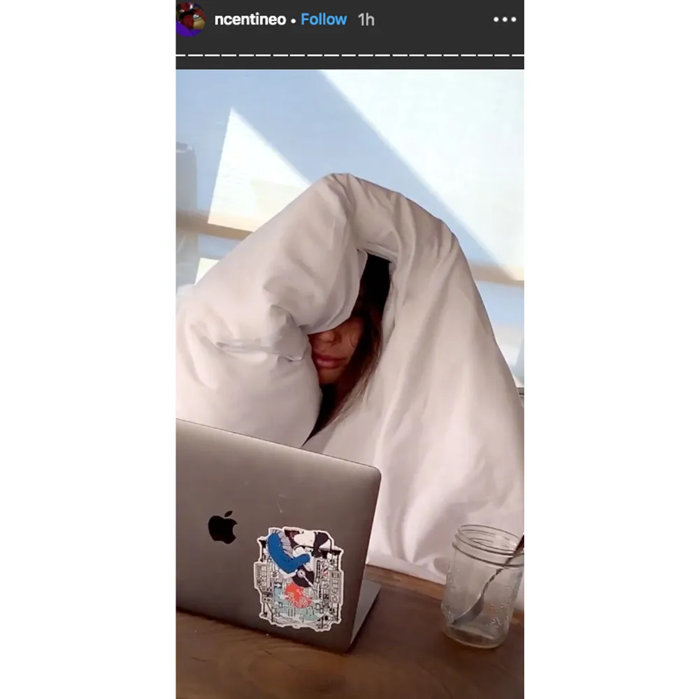 Noah Centineo Hilariously Struggles to Shower After Knee Surgery With Girlfriend Alexis Ren Help