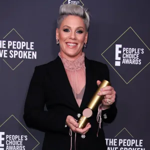 Pink Accepts People's Choice 2019