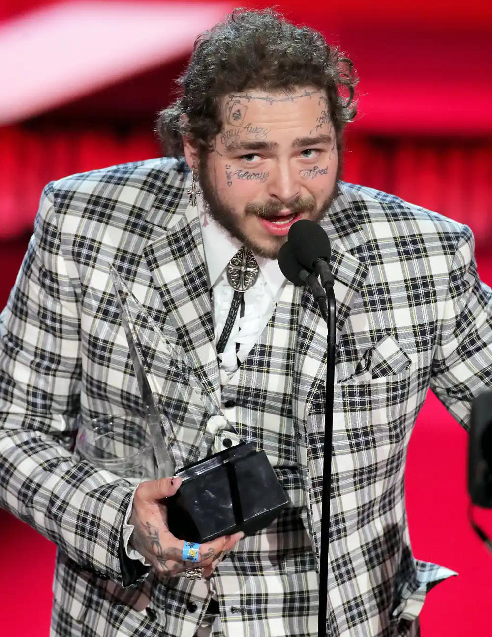 Post Malone AMAs 2019 Winners List