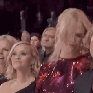 Reese Witherspoon and Nicole Kidman dancing CMAS