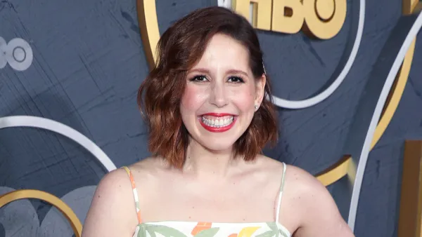 Vanessa Bayer’s Leukemia Battle Showed Her the ‘Healing Power of Comedy'
