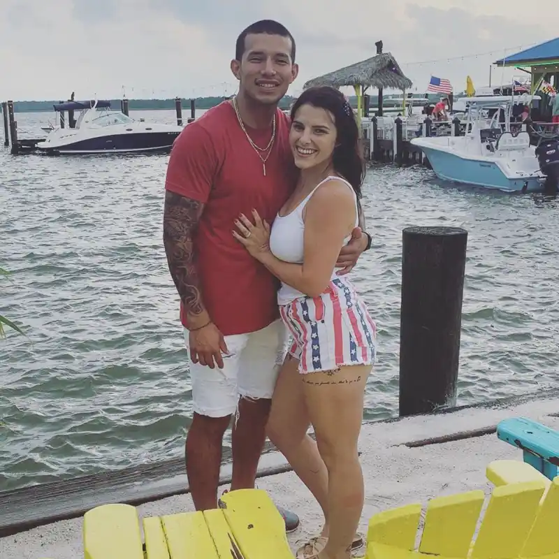 Javi Marroquin Thanks Ex-Fiancee Lauren Comeau for 'Not Giving Up on Me' After Split