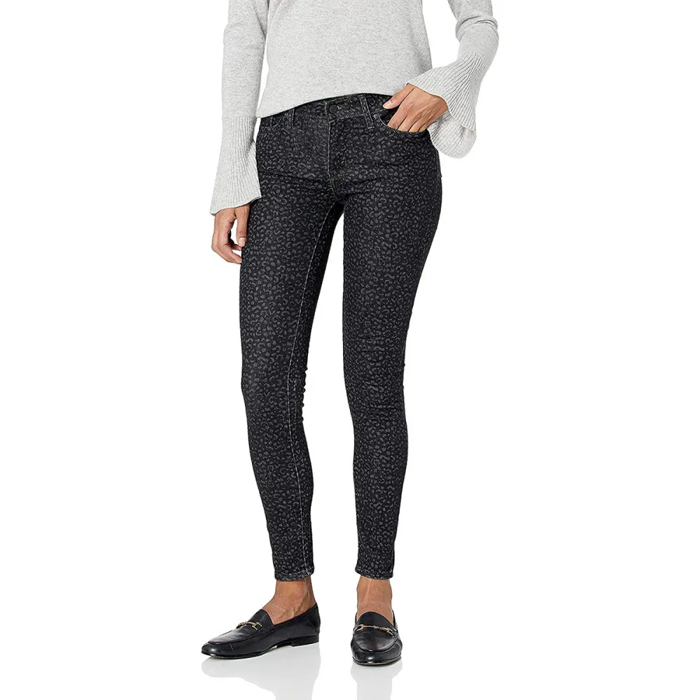 Levi&rsquo;s Women's 711 Skinny Jean