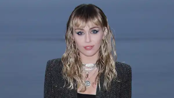 Miley Cyrus Had Vocal Cord Surgery, Needs to Remain Silent As She Recovers