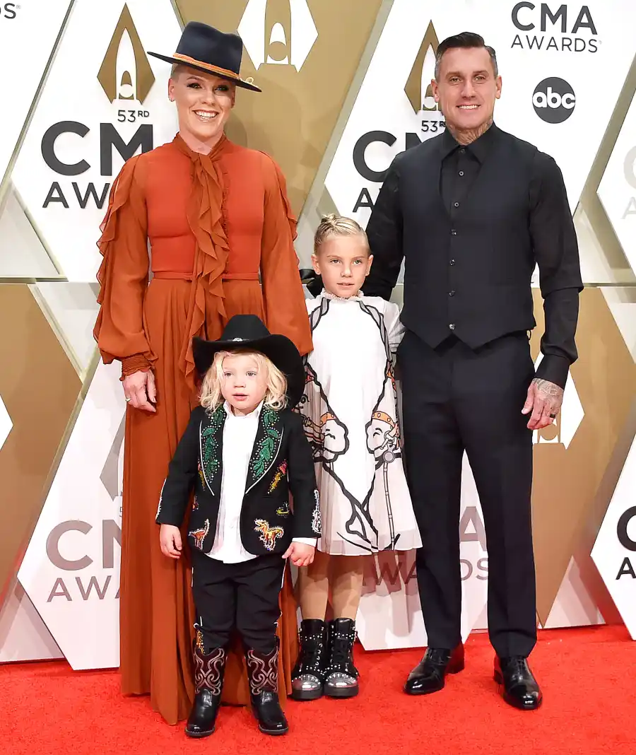 People Choice Champion Award Pink Family