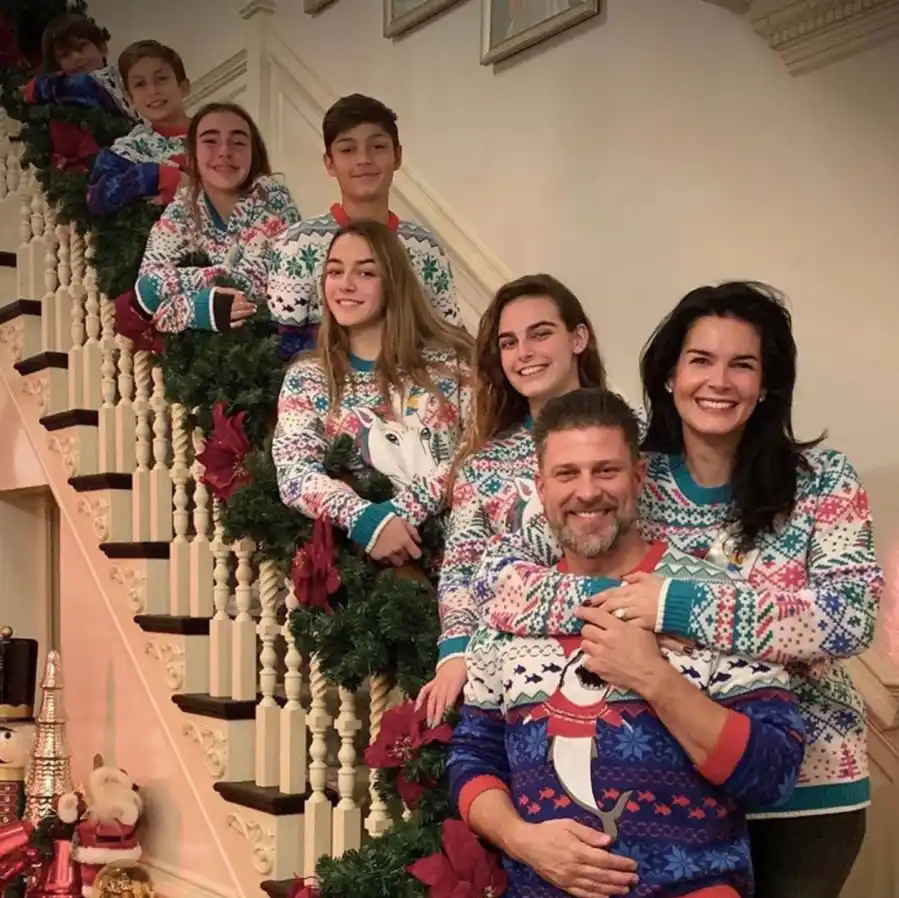 Angie Harmon and Greg Vaughan Are Engaged