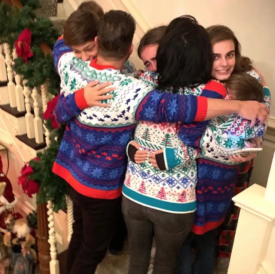 Angie Harmon and Greg Vaughan Are Engaged