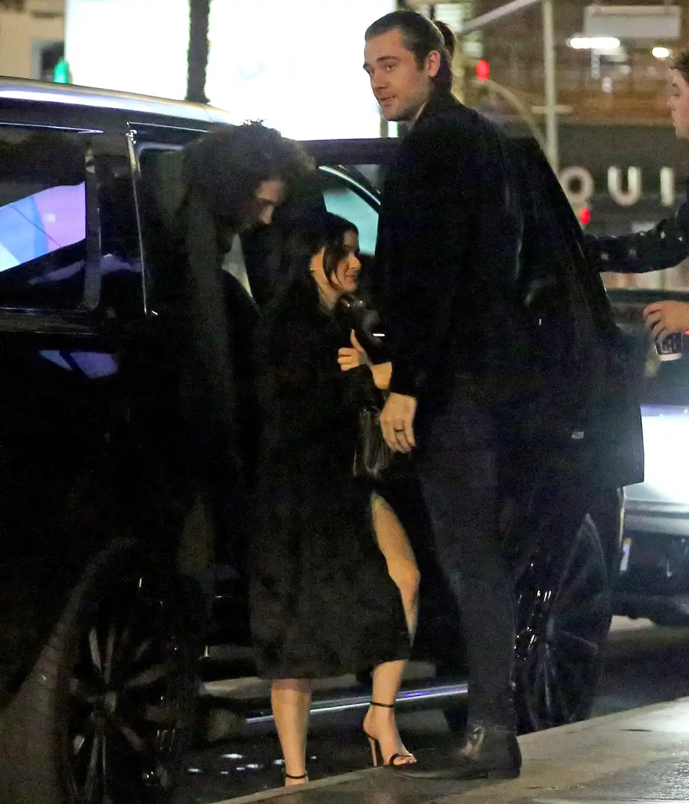 Ariel Winter Spotted Out With &lsquo;Dumplin&rsquo; Actor Luke Benward kiss