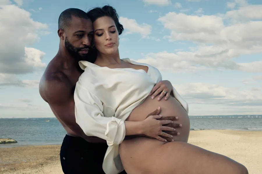 Pregnant Ashley Graham and Justin Ervin for Vogue