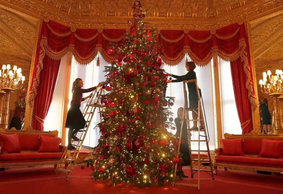 Decorations Royal Family Christmas Traditions