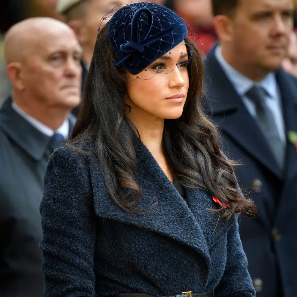 Duchess Meghan&rsquo;s Pal Slams Outlet That Photoshopped Their Christmas Card