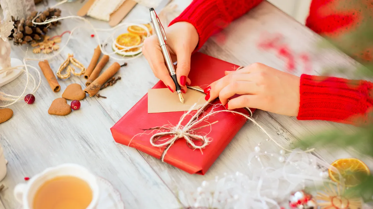 Gifting-Shutterstock