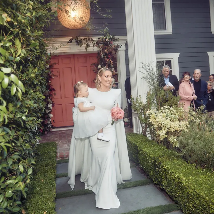 Hilary Duff and Matthew Koma Share Stunning 1st Photos From Their Backyard Wedding