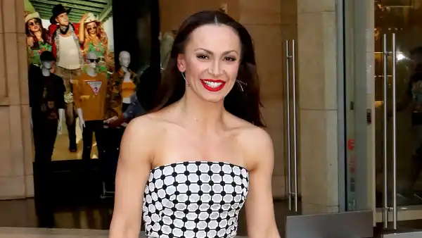 Karina-Smirnoff-pregnant