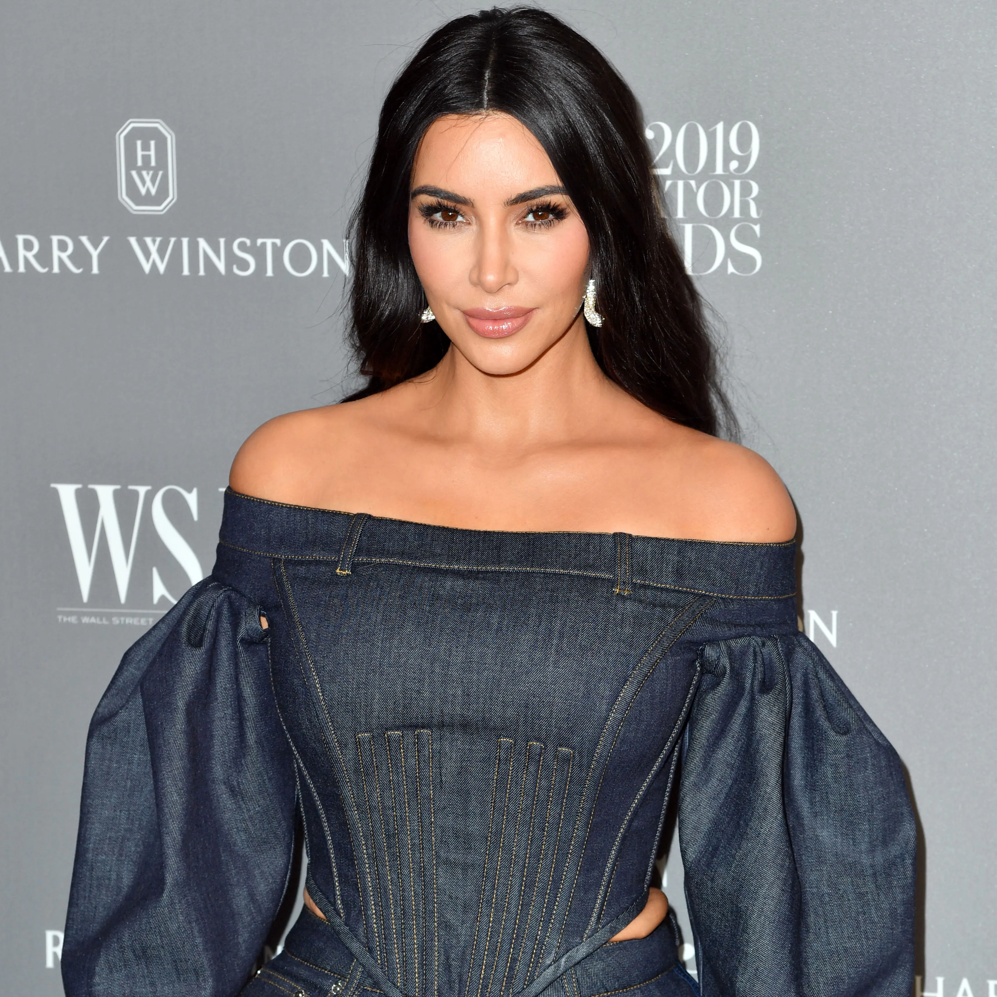 Kim Kardashian Gave Her Mom and Sisters the DB Method Machine Used for Booty Sculpting