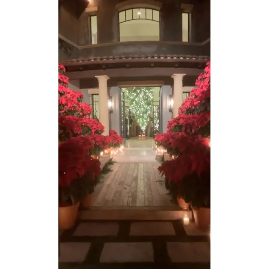 Kourtney Kardashian Dish Always Served at Family Christmas Party 1