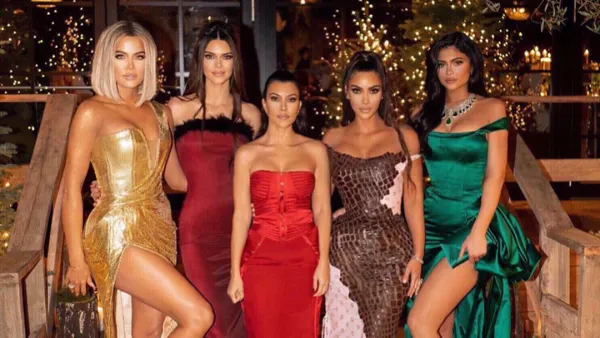 Kourtney Kardashian Hosts This Year’s Kardashian Family Christmas Party