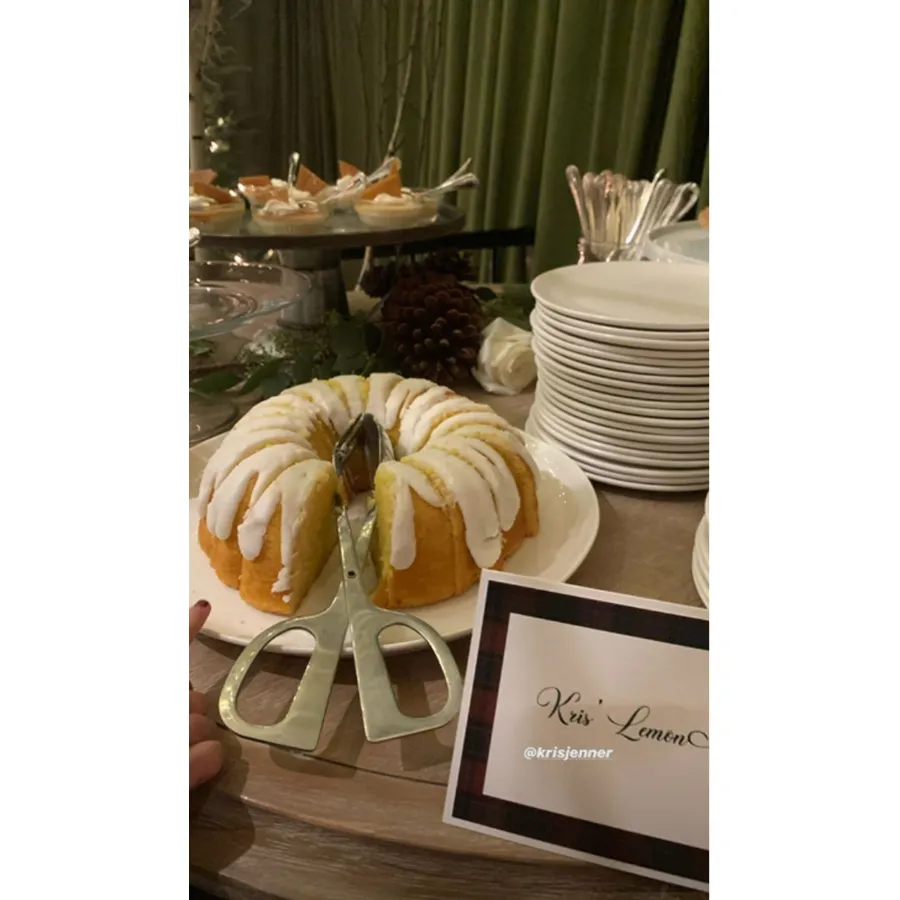 Kourtney Kardashian Hosts This Year’s Kardashian Family Christmas Party