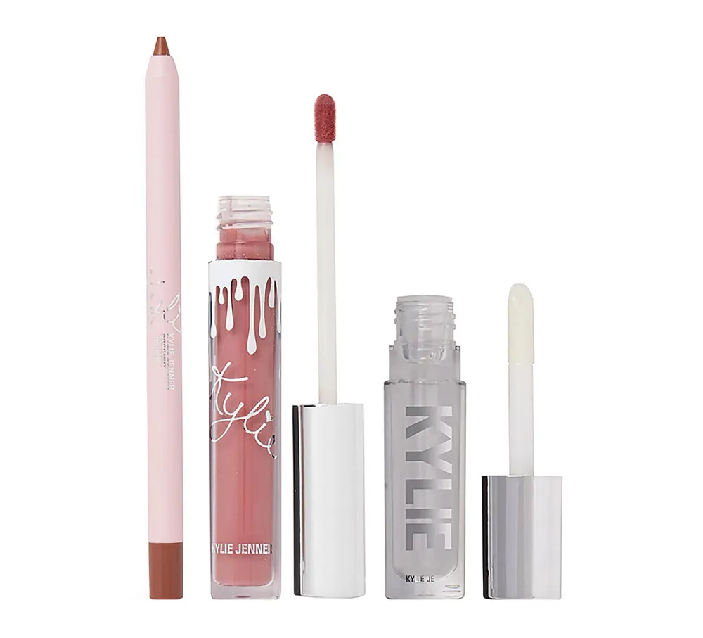 Kylie Lip-Kit Makeup Tutorial Products