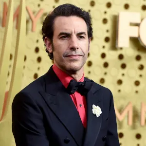 Sacha Baron Cohen Shows Off His Insane Transformation for ‘The Spy’ in Shirtless Workout Video