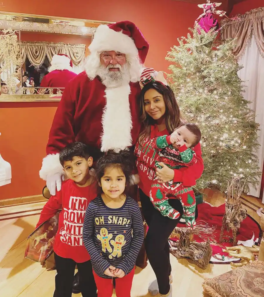 Santa Pics Nicole “Snooki” Polizzi