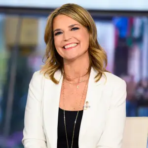 Savannah Guthrie to Undergo Eye Surgery to Fix Injured Retina