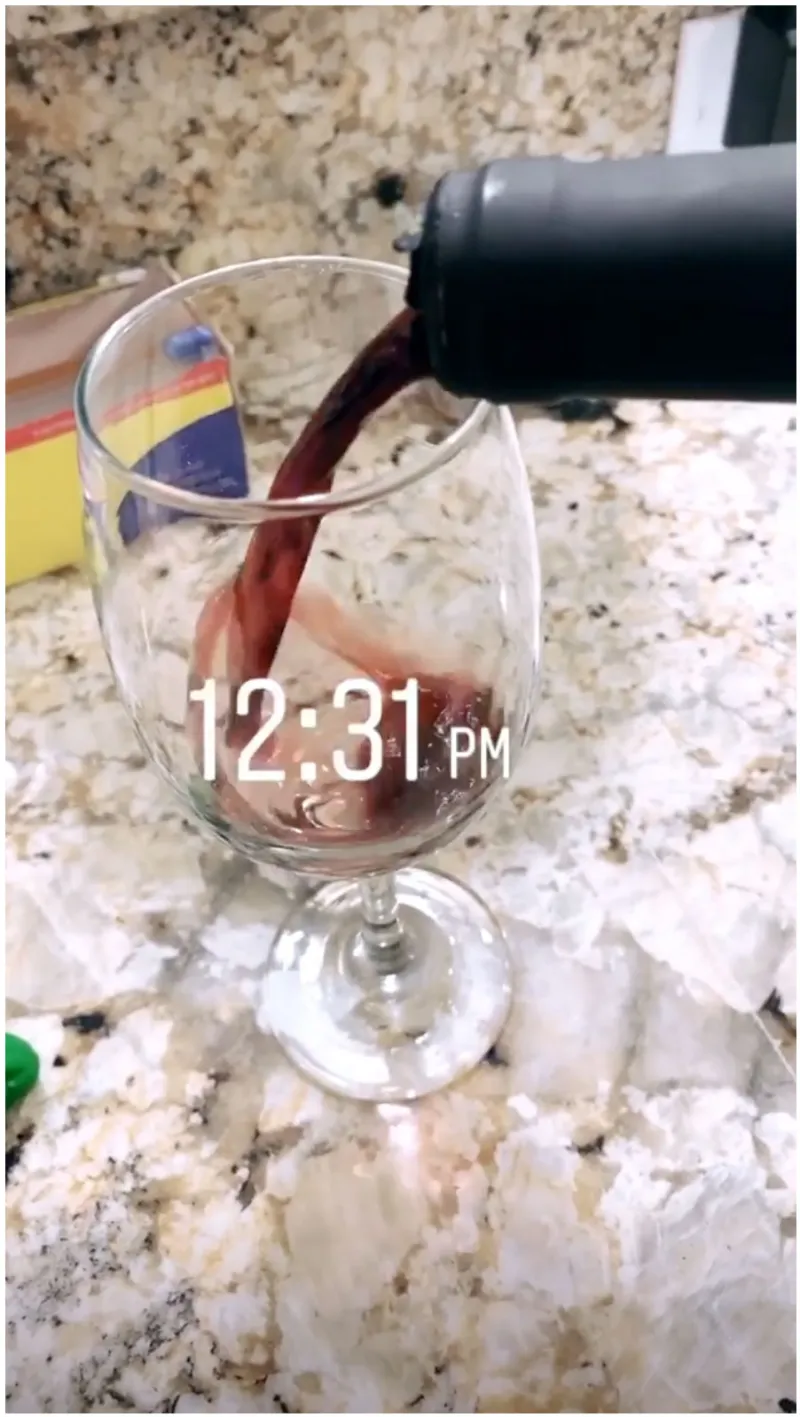 Snooki Cooks Christmas Eve Dinner With Jionni LaValle