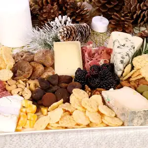 Tips on Hosting a Stylish Holiday Affair