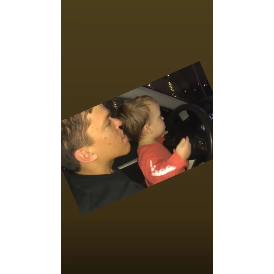 Tori-Roloff-Defends-Letting-Son-‘Hang-Out-the-Window’-to-Look-at-Christmas-Lights