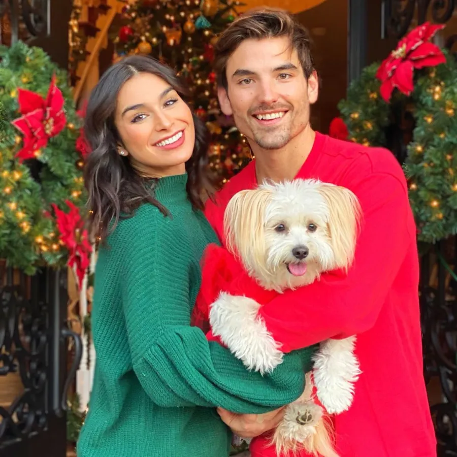 Ashley Iaconetti Christmas Cards of 2019
