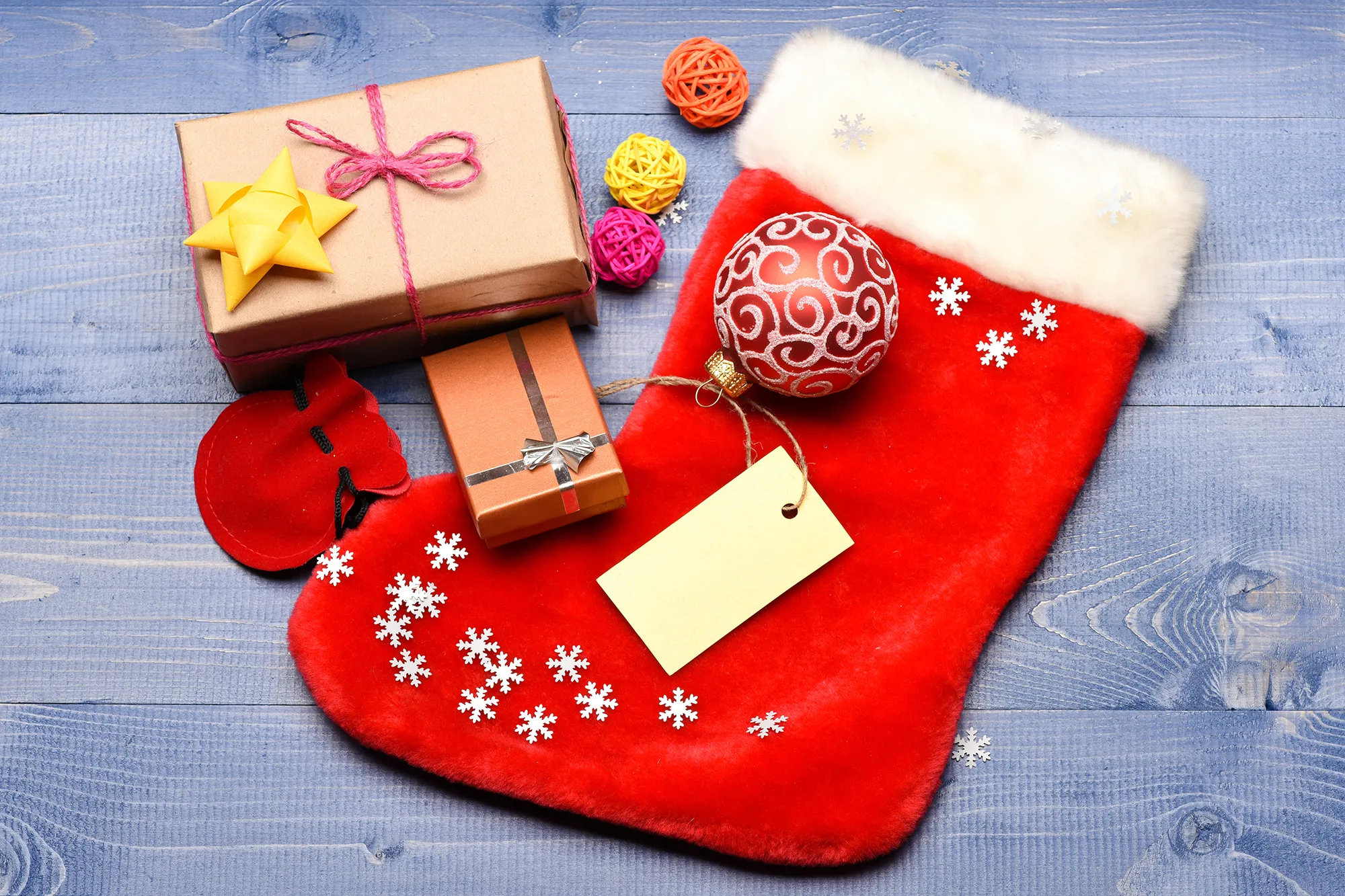 christmas-holiday-stocking-gifts