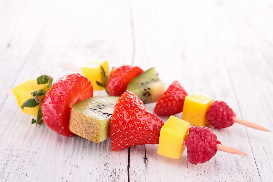 fruit-kebabs