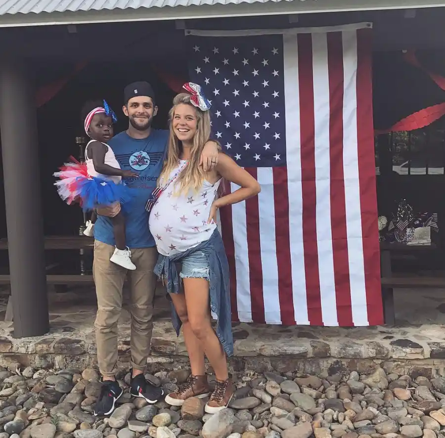Thomas-Rhett-and-Lauren-Akins’-Sweetest-Moments-With-Their-Family