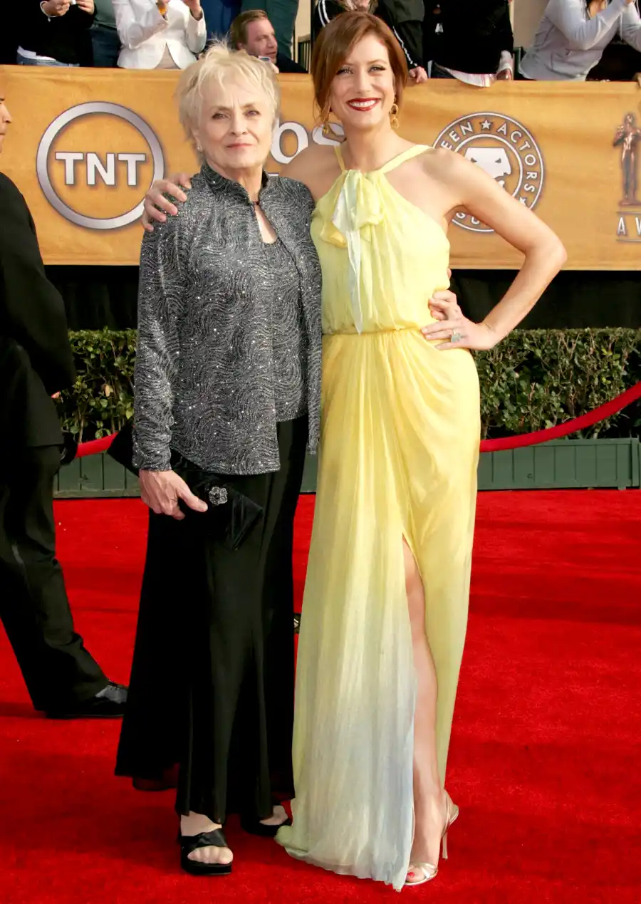 2007-Kate-Walsh-and-mother-SAG-Awards