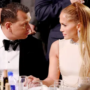 Alex Rodriguez and Jennifer Lopez What You didn't See On TV at the Critics Choice Awards 2020
