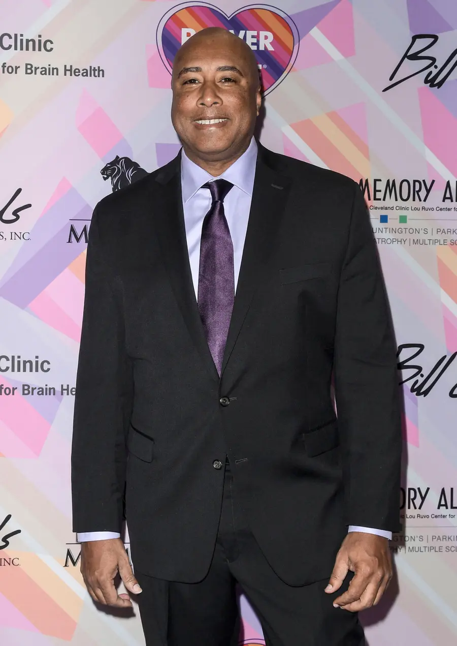 Bernie Williams Yankees Congratulate Derek Jeter on Hall of Fame Election